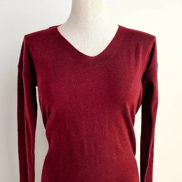 Vimmia Shavasana Reversible Sweater Womens XS Burgundy Long Sleeve New w/ Tag